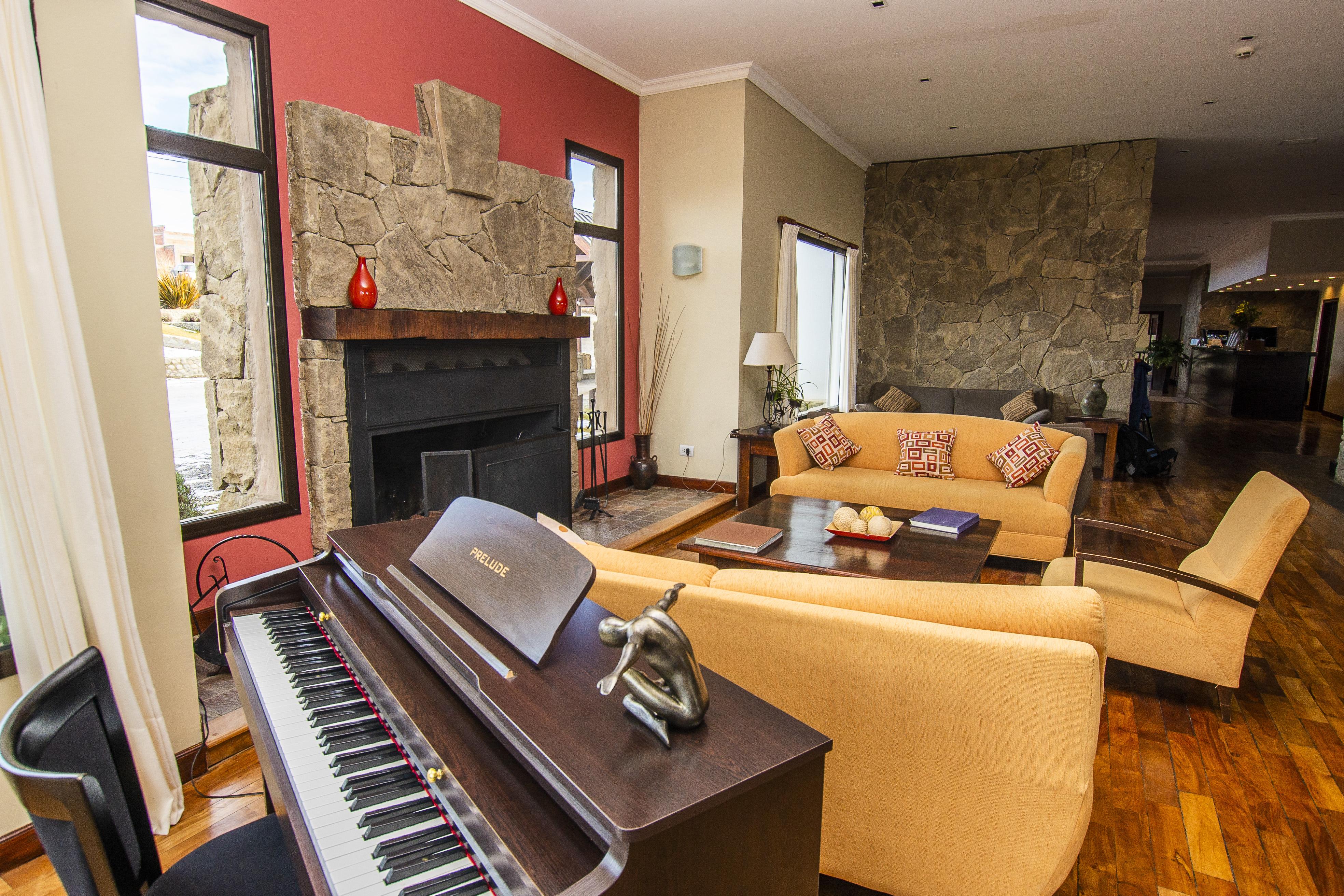 Xelena Hotel & Suites El Calafate Ngoại thất bức ảnh