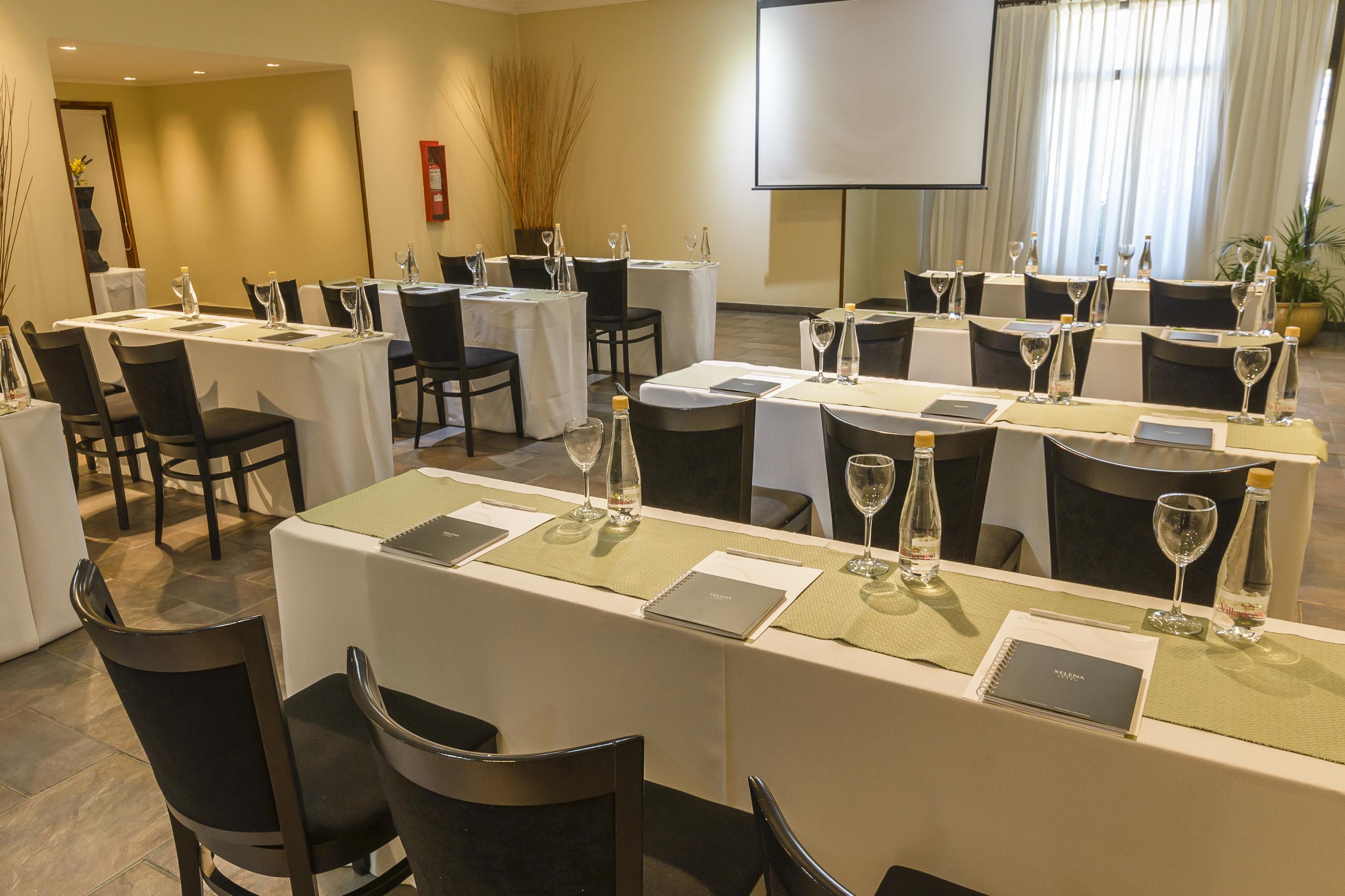 Xelena Hotel & Suites El Calafate Ngoại thất bức ảnh